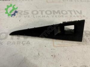 LEON 2006-2012 SOL ARKA CAM DÜĞME ÇERÇEVESİ 1P0867227A