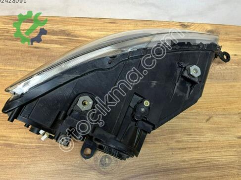 Seat Leon Sol Ön Far 5F1941007C çıkma parça