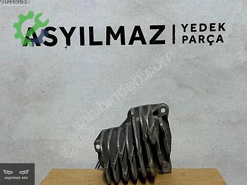 Seat Leon Sağ Ön Far 13-16 çıkma parça