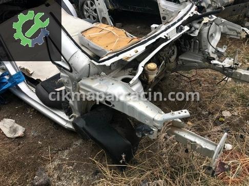 Fiat Linea Sağ Ön Taşıyıcı çıkma parça