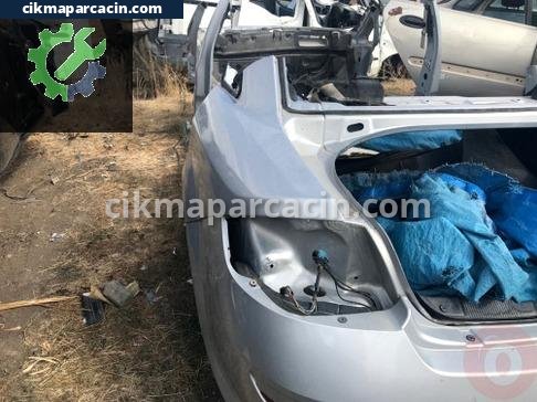 Fiat Linea Sol Arka Çamurluk çıkma parça