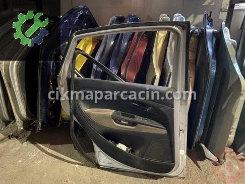 Fiat Linea Sol Arka Kapı çıkma parça