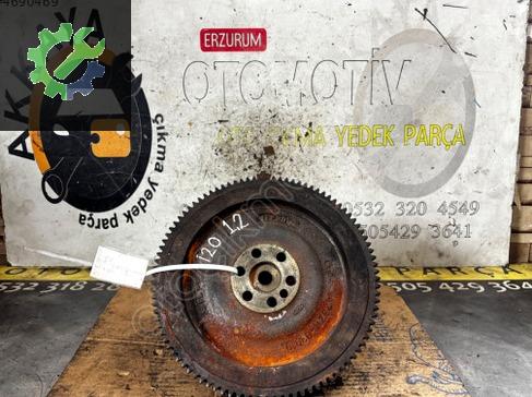 Hyundai i10 Volant 03010 çıkma parça