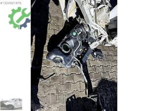 Çıkma Orijinal Yakıt Deposu Peugeot 2008 2008
