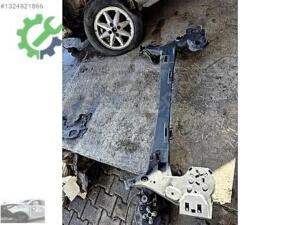 Peugeot 2008 2008 Orijinal Çıkma Arka Dingil