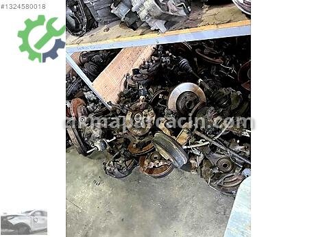 Renault Clio Taşıyıcı çıkma parça