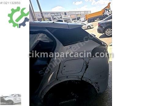 Peugeot 2008 Arka Çamurluk çıkma parça
