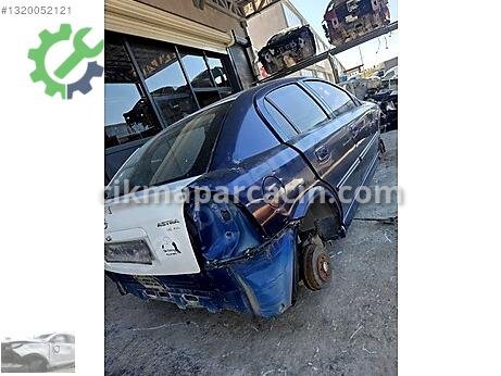 Opel Astra Arka Çamurluk çıkma parça