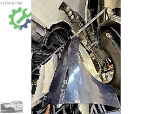 Ford Mondeo Orijinal Çıkma Arka Çamurluk