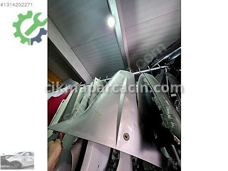 Fiat Doblo Sağ Ön Çamurluk çıkma parça