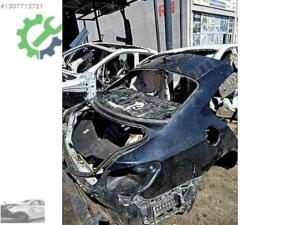 Volkswagen Passat Arka Çamurluk Çıkma