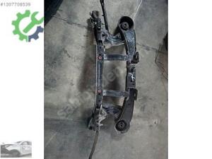 Ford Focus 2013 Arka Dingil Çıkma