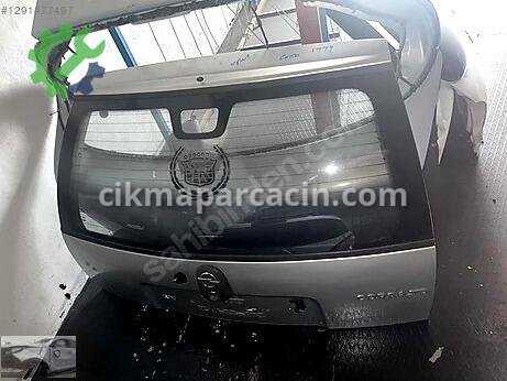 Opel Corsa Bagaj çıkma parça