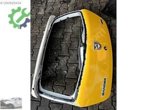 Dacia Sandero Bagaj Kapağı Çıkma