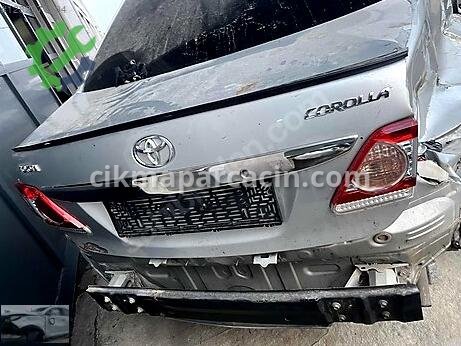 Toyota Corolla Bagaj Kapağı çıkma parça