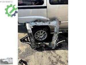 Renault Kangoo Travers Çıkma