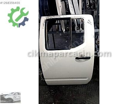 Nissan Navara Arka Kapı çıkma parça