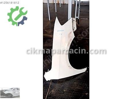 Volkswagen Passat Ön Çamurluk çıkma parça