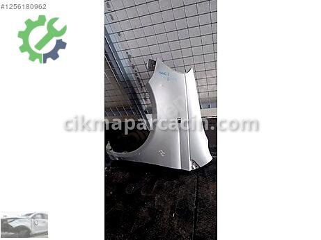 Toyota Yaris Ön Çamurluk çıkma parça