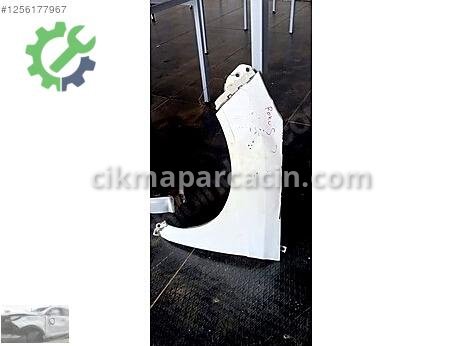 Ford Focus Ön Çamurluk çıkma parça