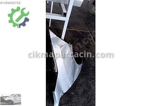Renault Megane Ön Çamurluk çıkma parça