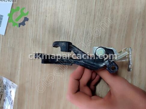 Hyundai Elantra Bagaj 81570-3X000 çıkma parça