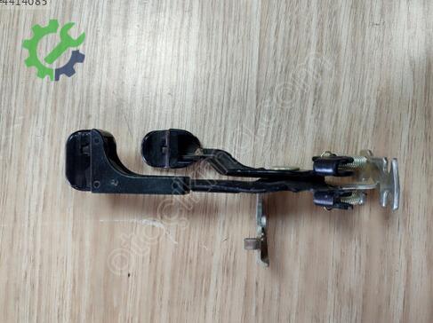 Hyundai Elantra Bagaj 81570-3X000 çıkma parça