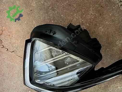 Kia Sportage Sol Ön Far 92102R2100 çıkma parça