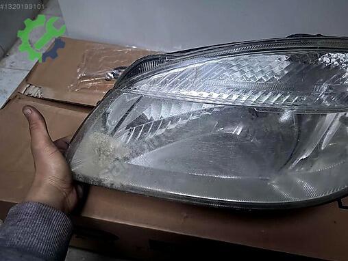 Skoda Roomster Sol Ön Far çıkma parça