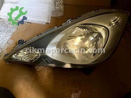 Honda Jazz Sol Ön Far çıkma parça