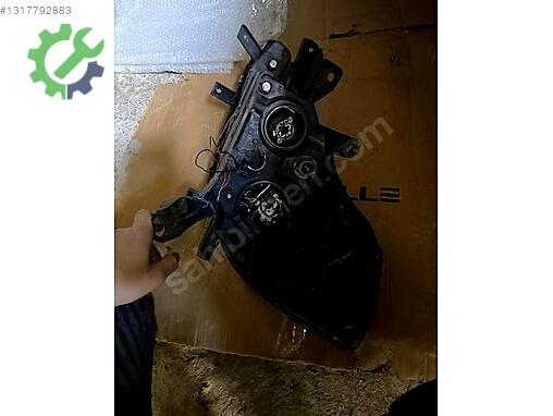 Renault Clio Sol Ön Far çıkma parça