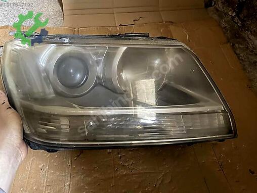 Suzuki Grand Vitara Sağ Ön Far çıkma parça