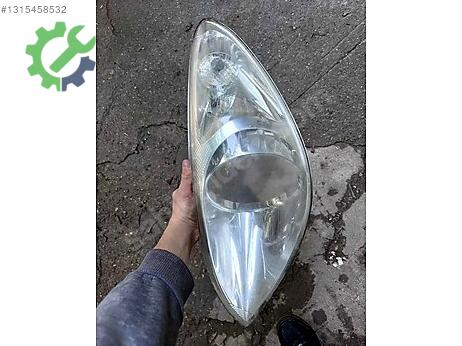 Hyundai i20 Sol Ön Far çıkma parça