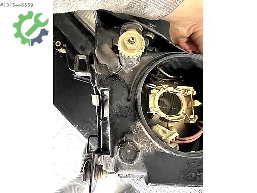 Volkswagen Passat Sol Ön Far çıkma parça