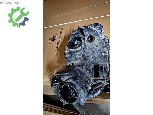 Peugeot Rifter Sol Ön Far çıkma parça