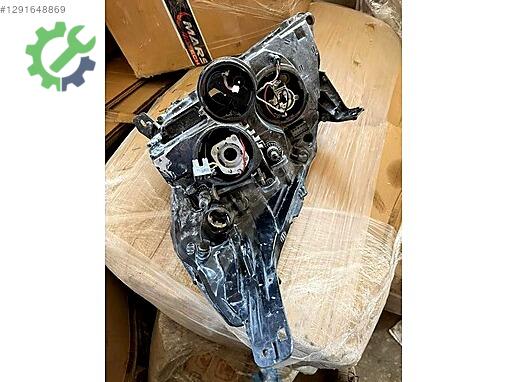 Opel Vectra Sağ Ön Far çıkma parça