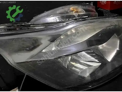 Ford Sol Ön Far çıkma parça