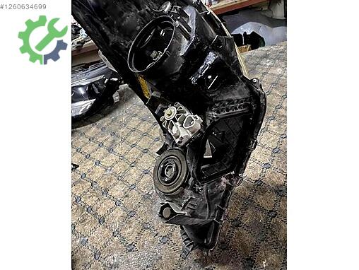 Subaru Outback Sağ Ön Far çıkma parça