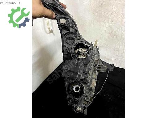 Ford Sağ Ön Far çıkma parça