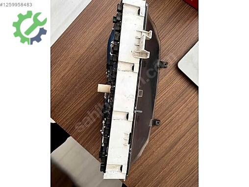 Mitsubishi Space Wagon Gösterge Paneli çıkma parça