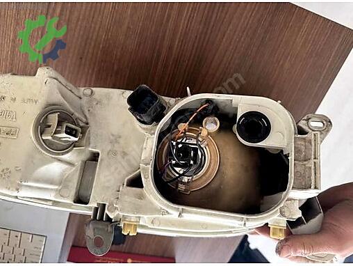 Ford Escort Sağ Ön Far çıkma parça