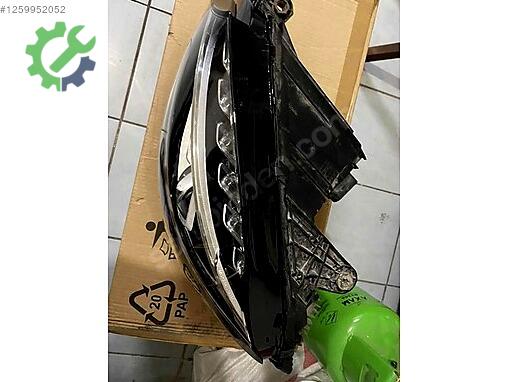 Mercedes-Benz Sol Ön Far çıkma parça
