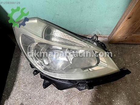 Renault Clio Sağ Ön Far çıkma parça