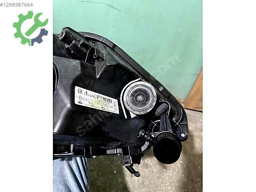 Ford Kuga Sol Ön Far çıkma parça