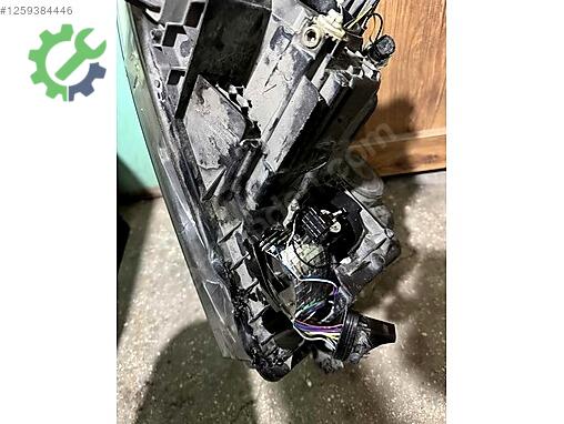 Volkswagen Sağ Ön Far çıkma parça