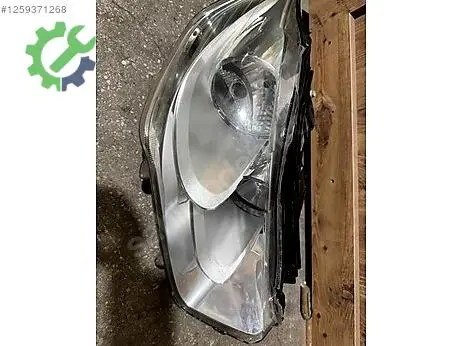 Citroen Sağ Ön Far çıkma parça