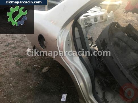 Fiat Marea Sağ Arka Çamurluk çıkma parça
