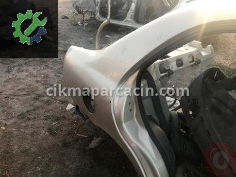Fiat Marea Sağ Arka Çamurluk çıkma parça