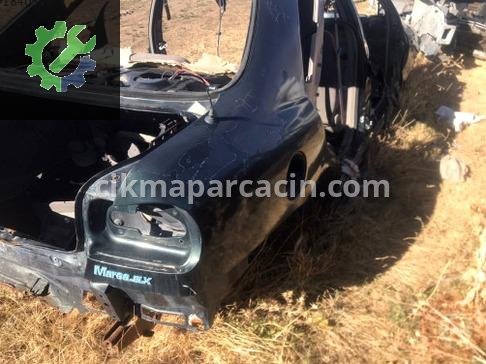Fiat Marea Sağ Arka Çamurluk çıkma parça