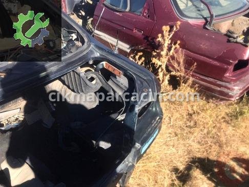 Fiat Marea Sağ Arka Çamurluk çıkma parça